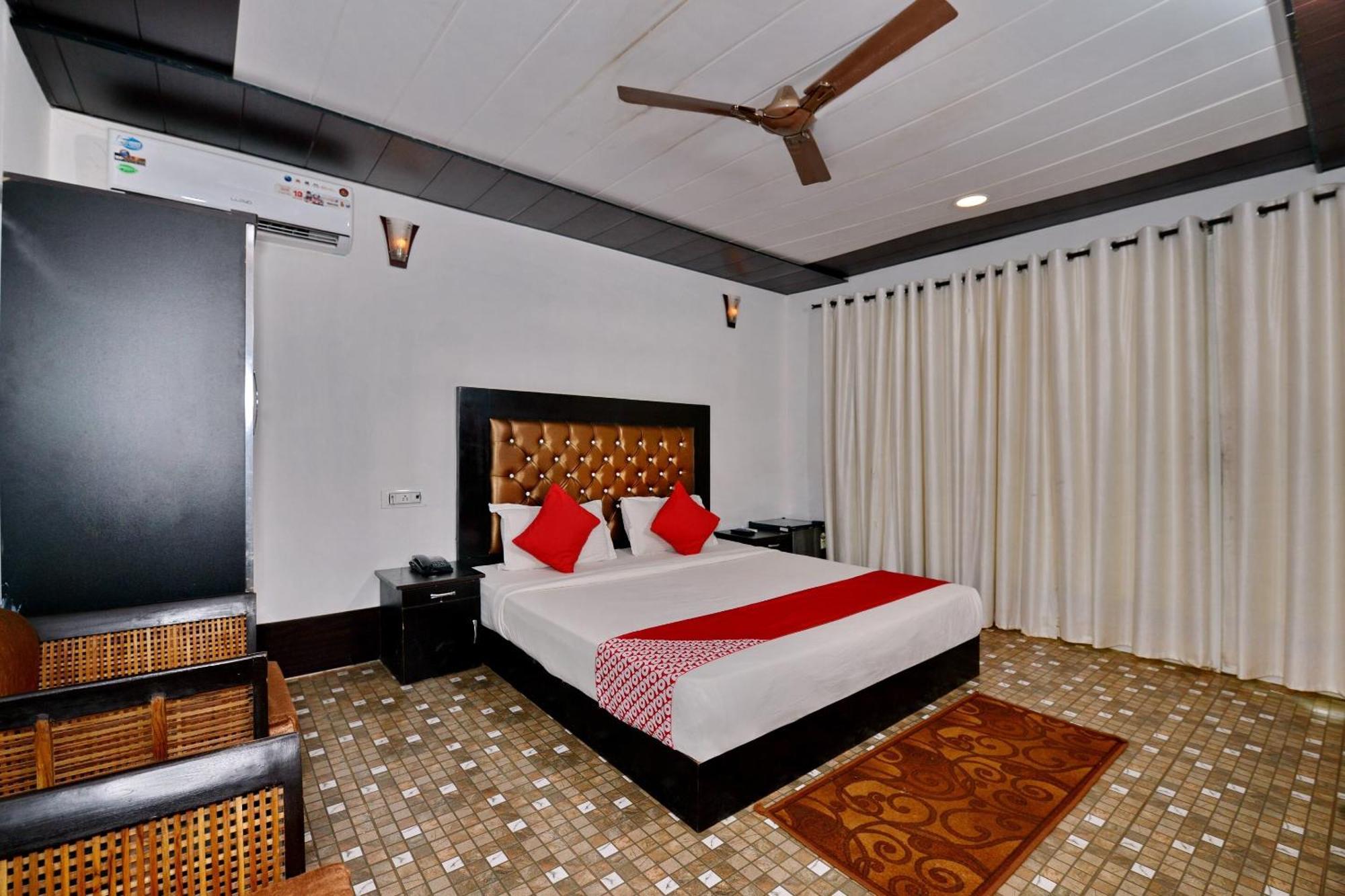 Collection O Retreat Morjim Resort Dış mekan fotoğraf