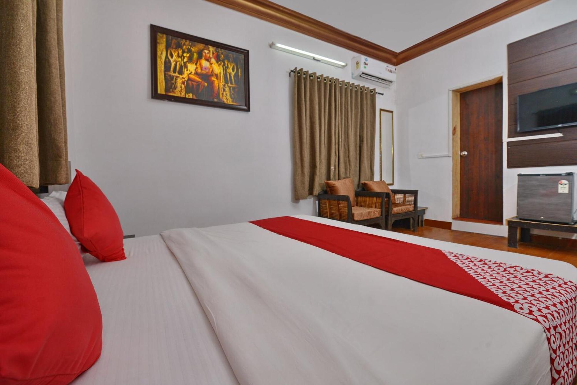Collection O Retreat Morjim Resort Dış mekan fotoğraf
